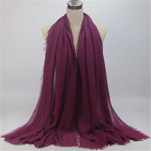 Load image into Gallery viewer, wholesale price 90*180cm women muslim crinkle hijab scarf femme musulman soft cotton headscarf islamic hijab shawls and wraps